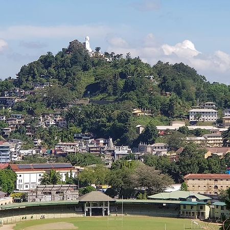 Jaye'S Homestay Kandy Kültér fotó
