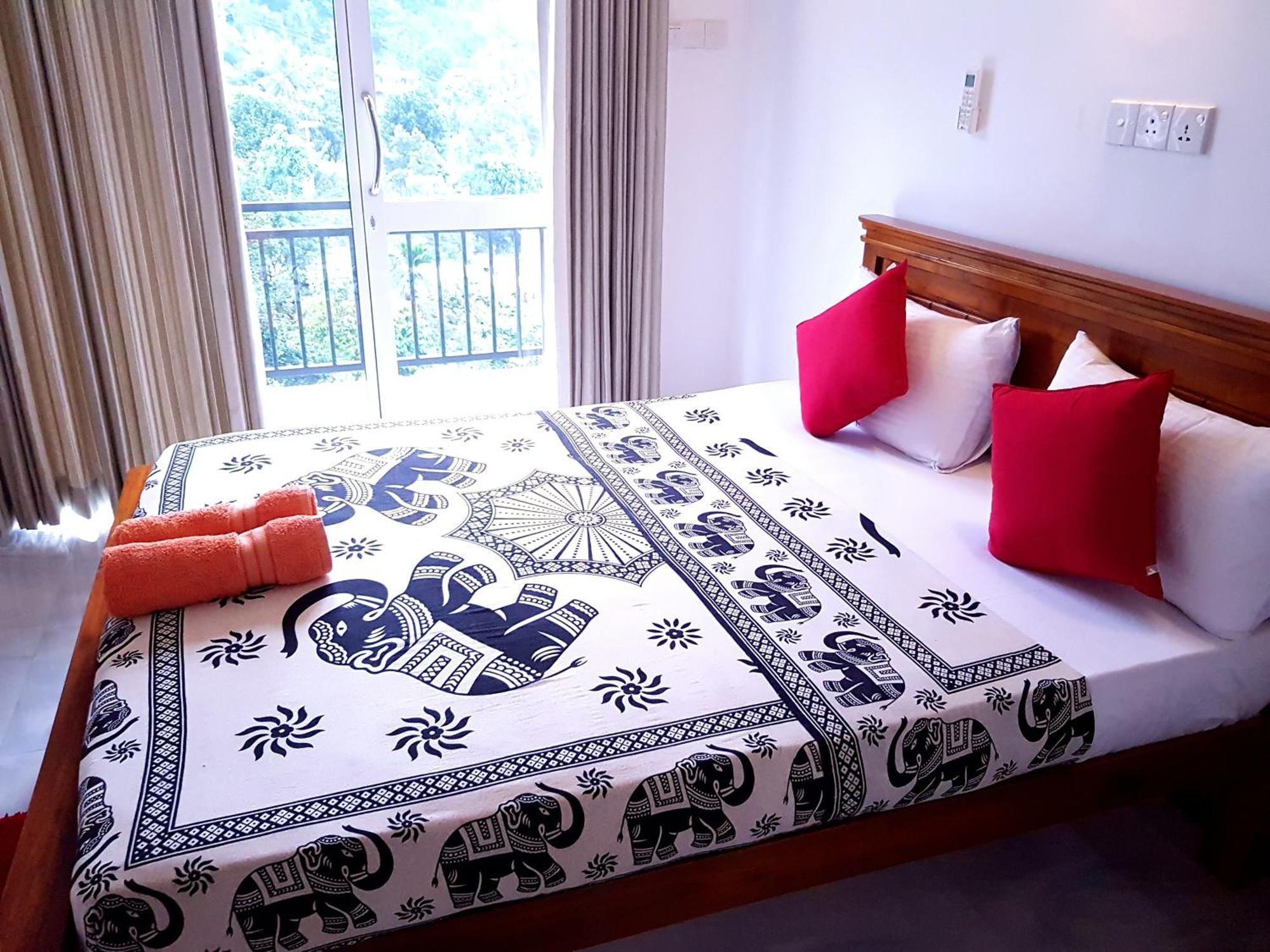 Jaye'S Homestay Kandy Szoba fotó